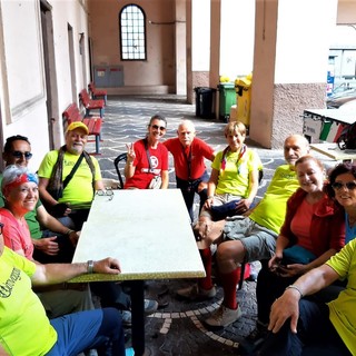 Grande partecipazione alla terza passeggiata tra i borghi di Pontedassio dell'associazione 'Madonna della Neve per il Cenacolo' (Foto) Grande partecipazione alla terza passeggiata tra i borghi di Pontedassio dell'associazione 'Madonna della Neve per il Cenacolo' (Foto)