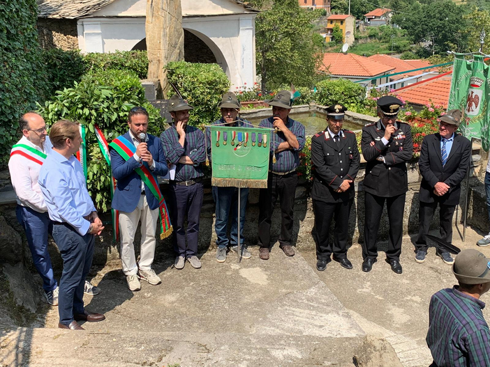 Raduno Alpini a Conio. Piana: “Rinnoviamo il rispetto per uno dei corpi più gloriosi dell’esercito italiano e l’amore per il nostro entroterra” Raduno Alpini a Conio. Piana: “Rinnoviamo il rispetto per uno dei corpi più gloriosi dell’esercito italiano e l’amore per il nostro entroterra”