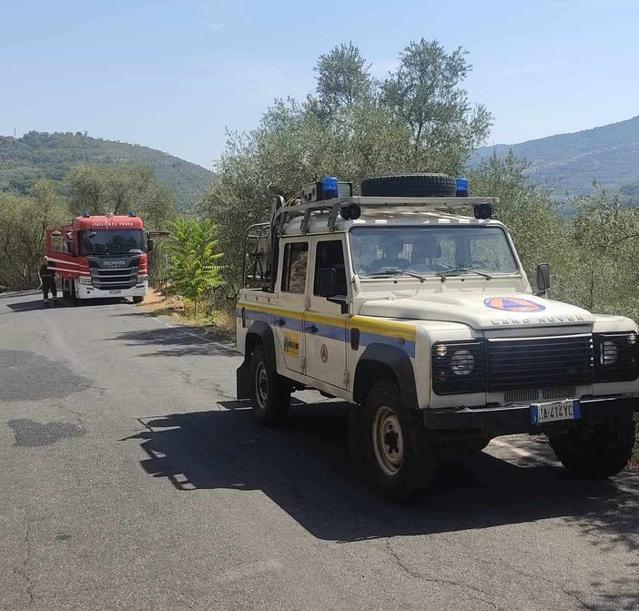 La Protezione civile delle Valli Impero e del Maro all'opposizione: "La politica resti fuori dalla porta" La Protezione civile delle Valli Impero e del Maro all'opposizione: "La politica resti fuori dalla porta"