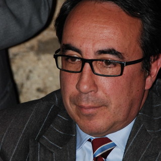 Diano Marina: sopralluogo aereo sull'incompiuta, Perasso a Za Garibaldi "Una contraddizione"