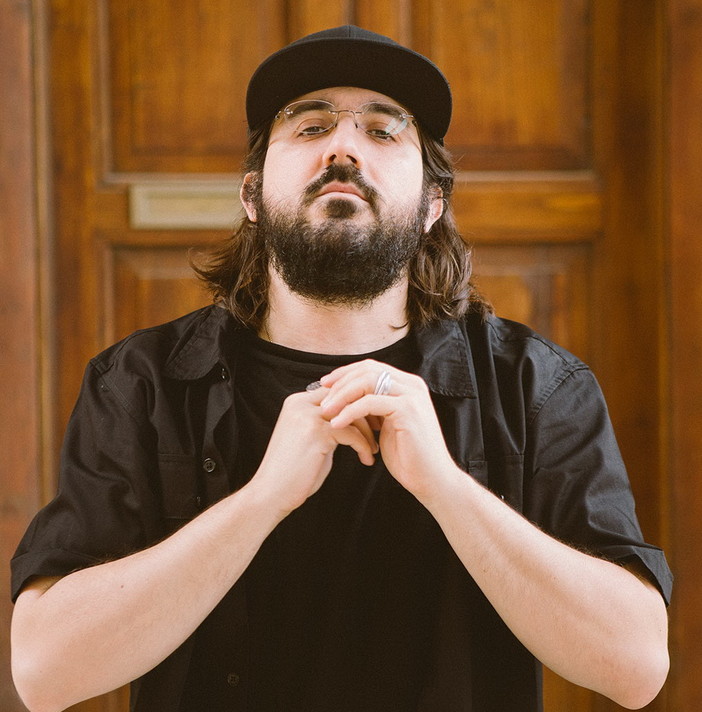 Questa mattina poco dopo mezzogiorno su Radio Onda Ligure intervista al rapper romano 'Piotta' Questa mattina poco dopo mezzogiorno su Radio Onda Ligure intervista al rapper romano 'Piotta'