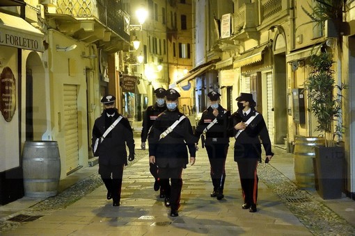 Operazione contro le truffe agli anziani a Napoli: impegnati anche i Carabinieri imperiesi, 15 le misure cautelari