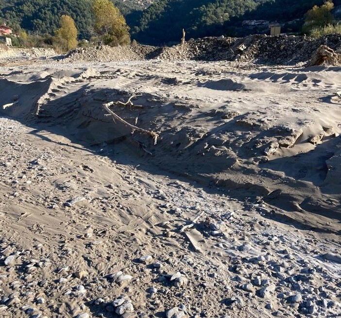 Ventimiglia: la città di confine e parte della Costa Azzurra rischiano di rimanere senz'acqua, Roya colpito da un danno epocale (Foto) Ventimiglia: la città di confine e parte della Costa Azzurra rischiano di rimanere senz'acqua, Roya colpito da un danno epocale (Foto)