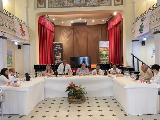 Diano Marina: premio vermentino tra sorprese e conferme, in vetrina i migliori produttori italiani Diano Marina: premio vermentino tra sorprese e conferme, in vetrina i migliori produttori italiani