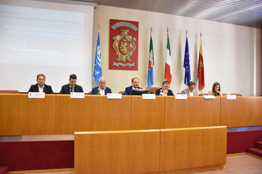 Ventimiglia esulta: ecco il progetto della futura Aurelia Bis che la unirà al resto della provincia (Foto e Video) Ventimiglia esulta: ecco il progetto della futura Aurelia Bis che la unirà al resto della provincia (Foto e Video)