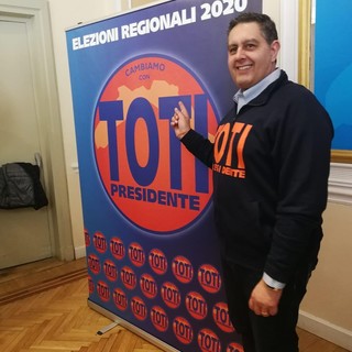 In Liguria il “laboratorio politico” per portare a livello nazionale il movimento civico di Toti In Liguria il “laboratorio politico” per portare a livello nazionale il movimento civico di Toti