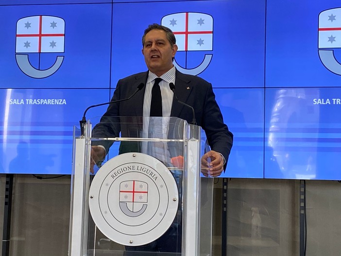 Coronavirus, Toti: "Dal 9 marzo via alla prenotazione di vaccini con i medici di categorie fragili e prioritarie" Coronavirus, Toti: "Dal 9 marzo via alla prenotazione di vaccini con i medici di categorie fragili e prioritarie"