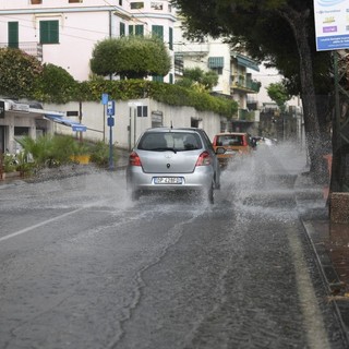 Maltempo: pioggia e temporali sulla nostra provincia e nevica in alta montagna, si andrà avanti fino a domani Maltempo: pioggia e temporali sulla nostra provincia e nevica in alta montagna, si andrà avanti fino a domani
