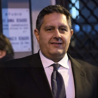 Il Governatore Toti dopo il Premier: "Non dobbiamo fermare il paese ma esca solo chi va al lavoro" Il Governatore Toti dopo il Premier: "Non dobbiamo fermare il paese ma esca solo chi va al lavoro"