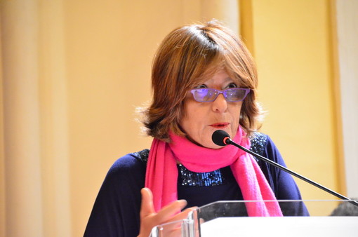 La scrittrice Laura Guglielmi a villa Terralba e al Forte di Santa Tecla di Sanremo