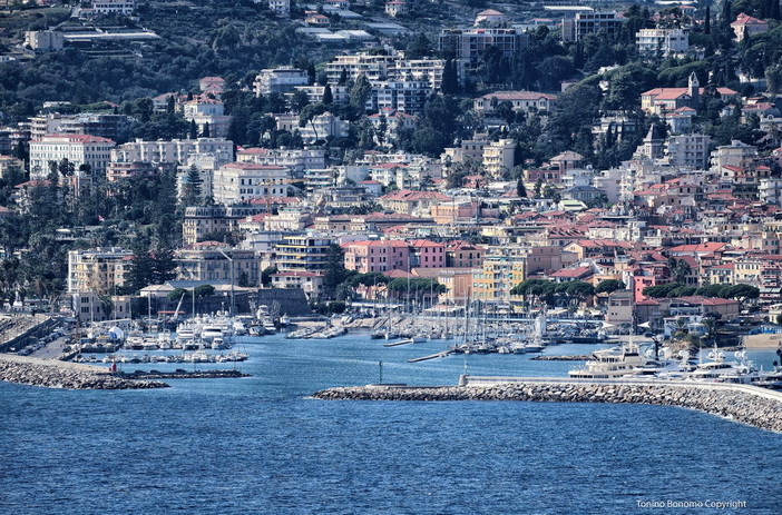 A Sanremo le case più ricercate dagli italiani, il fascino della città dei fiori ai primi posti nei motori di ricerca A Sanremo le case più ricercate dagli italiani, il fascino della città dei fiori ai primi posti nei motori di ricerca