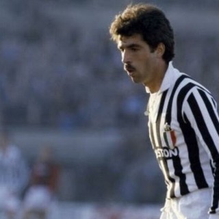 ACCADDE OGGI, 23 AGOSTO 1977. San Bartolomeo assegna al calciatore della Juve Virdis il "Pinocchio d'Oro"