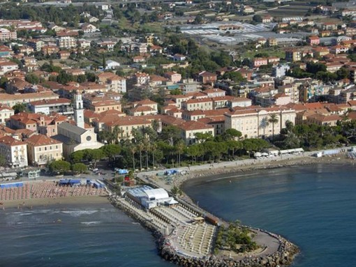 Diano Marina, per l’estate garantito il servizio di vigilanza e salvataggio di due spiagge libere comunali