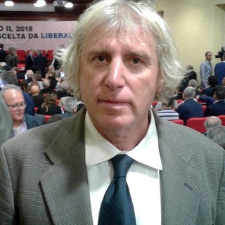 Roberto Pisani: "Eventuali ripercussioni sul settore terziario ligure dei contrasti di vertice tra l'Italia e la Francia e la Spagna" Roberto Pisani: "Eventuali ripercussioni sul settore terziario ligure dei contrasti di vertice tra l'Italia e la Francia e la Spagna"