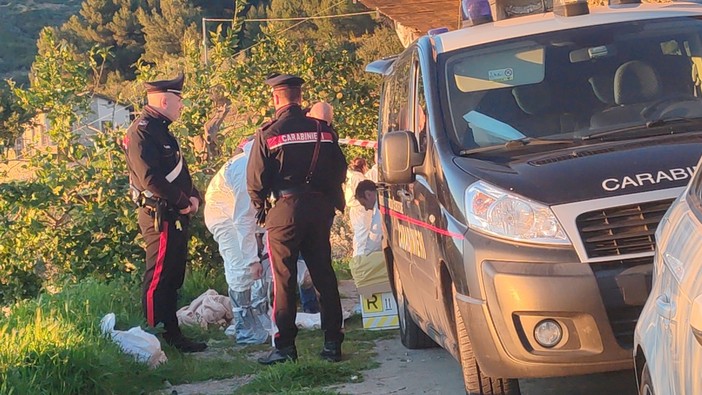 Caso Beatrice, il corpo della bambina ancora a disposizione della Procura: attesi gli esami da Parma Caso Beatrice, il corpo della bambina ancora a disposizione della Procura: attesi gli esami da Parma
