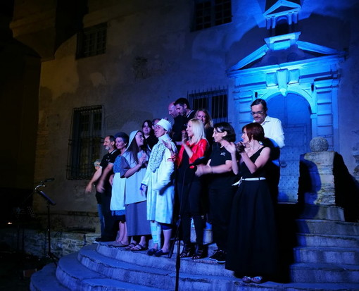 Vallecrosia: domani sera in scena la compagnia di Imperia 'Ramaiolo in scena' per 'Che spettacolo di provincia' Vallecrosia: domani sera in scena la compagnia di Imperia 'Ramaiolo in scena' per 'Che spettacolo di provincia'