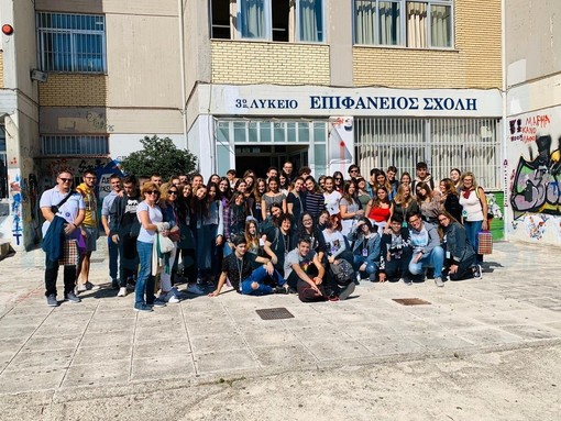 I ragazzi del 'Ruffini' da ieri in Grecia per una settimana 'Erasmus+' e le competizioni di 'Debate' (Foto)
