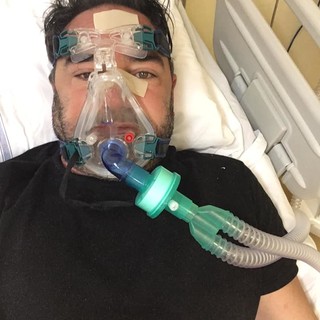 L'esperienza Covid direttamente dall'ospedale: Roberto Vallepiano la racconta sui social L'esperienza Covid direttamente dall'ospedale: Roberto Vallepiano la racconta sui social