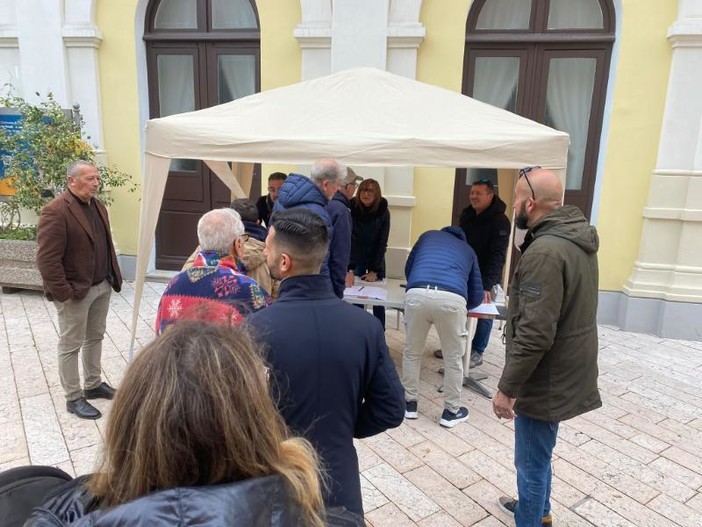 Diano Marina, già oltre 1500 firme on line contro il Cpr nell'ex Camandone Diano Marina, già oltre 1500 firme on line contro il Cpr nell'ex Camandone