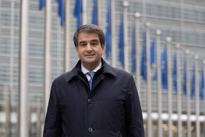 Il Vicepresidente Esecutivo Raffaele Fitto a Vignola per un Youth Policy Dialogue con gli studenti