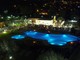 Al ReBi Village una serata romantica con concerto a bordo piscina assieme a Manuel Borroi: appuntamento venerdì 10