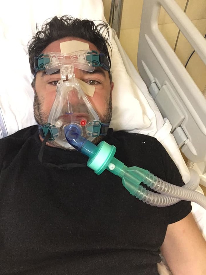 L'esperienza Covid direttamente dall'ospedale: Roberto Vallepiano la racconta sui social L'esperienza Covid direttamente dall'ospedale: Roberto Vallepiano la racconta sui social