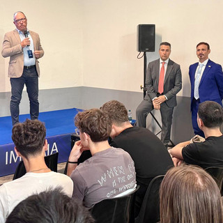 Studenti protagonisti di una mattinata dedicata a educazione finanziaria e storia del territorio