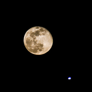 La Super Luna su Cervo (Foto Marcello Nan)