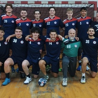 Pallamano San Camillo Riviera Imperia, battuta d'arresto per la senior maschile Pallamano San Camillo Riviera Imperia, battuta d'arresto per la senior maschile
