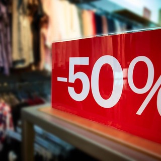 Scattano oggi i saldi: nella nostra provincia a gennaio frequentazione dei negozi in calo del 50%