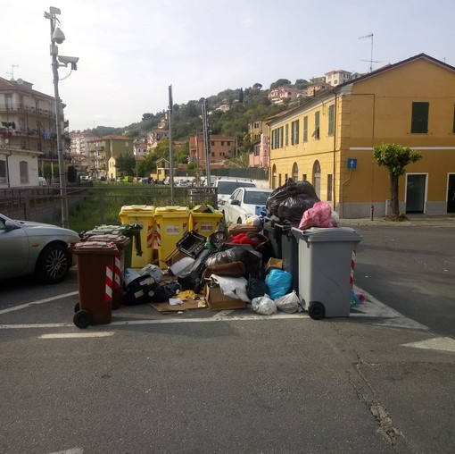 Giro di vite contro i furbetti della spazzatura: a Imperia arrivano gli ispettori ambientali