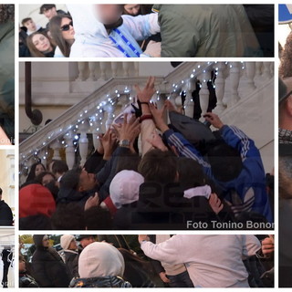 Sanremo: per una scarpa di Lazza follia di fronte all'hotel, tanti giovani per conquistare il 'cimelio' (Foto)