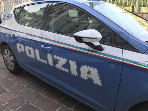 Imperia: rubava vestiti alla Caritas, 24enne romeno arrestato in flagranza dalla Polizia Imperia: rubava vestiti alla Caritas, 24enne romeno arrestato in flagranza dalla Polizia