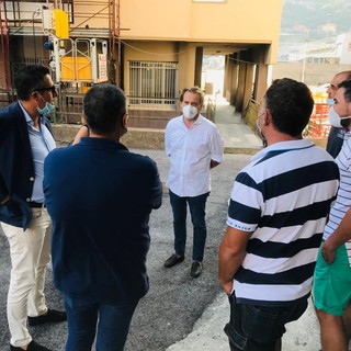 Imperia: sopralluogo di Marco Scajola (Cambiamo con Toti Presidente) ai lavori di riqualificazione delle facciate degli immobili di Arte Imperia: sopralluogo di Marco Scajola (Cambiamo con Toti Presidente) ai lavori di riqualificazione delle facciate degli immobili di Arte