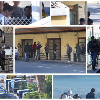 Ventimiglia: ogni giorno decine di 'riammissioni' dei migranti dalla Francia, tutti ci hanno detto "Ci riproveremo!" (Foto) Ventimiglia: ogni giorno decine di 'riammissioni' dei migranti dalla Francia, tutti ci hanno detto "Ci riproveremo!" (Foto)