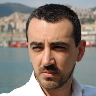 Simone Regazzoni al Teatro Cavour di Imperia