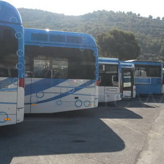 Riviera Trasporti: il presidente Giordano risponde "Lavoriamo per garantire il miglior servizio che l'attuale condizione ci consente di offrire” Riviera Trasporti: il presidente Giordano risponde "Lavoriamo per garantire il miglior servizio che l'attuale condizione ci consente di offrire”