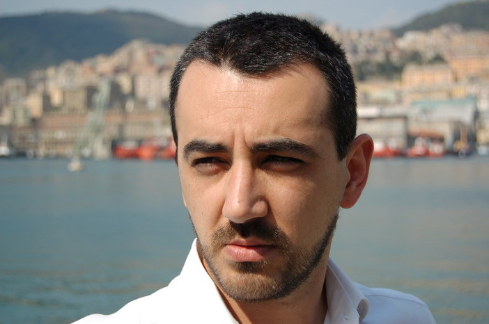 Simone Regazzoni al Teatro Cavour di Imperia