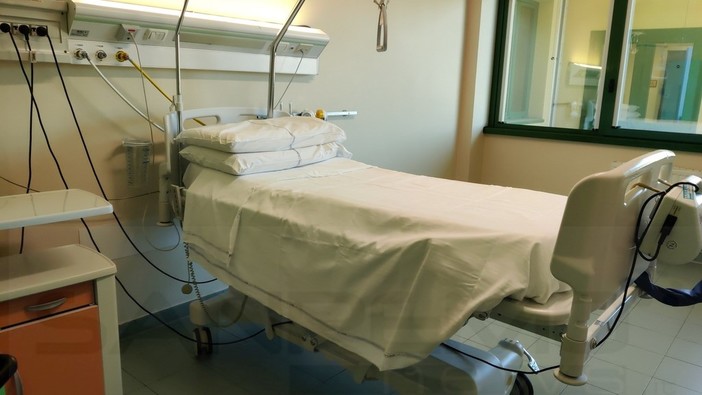 Aumentano i ricoveri in provincia, l'Ospedale di Sanremo sta tornando hub Covid con più di 50 pazienti Aumentano i ricoveri in provincia, l'Ospedale di Sanremo sta tornando hub Covid con più di 50 pazienti