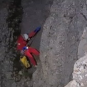 Salvato lo speleologo americano bloccato in una grotta: nella task force anche un imperiese