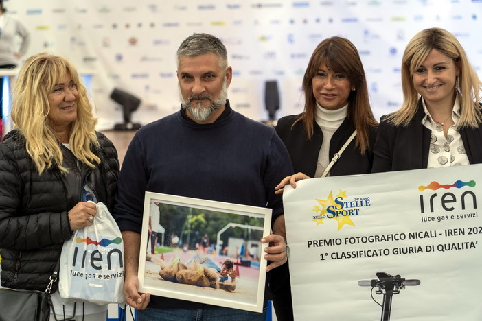 Iren luce gas e servizi e Stelle nello Sport. Insieme per sostenere lo sport in Liguria nel corso del 2024 Iren luce gas e servizi e Stelle nello Sport. Insieme per sostenere lo sport in Liguria nel corso del 2024