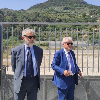Ventimiglia: sopralluogo di Sindaco e Prefetto, confermato il centro di accoglienza provvisorio al Parco Roya (Foto e Video)