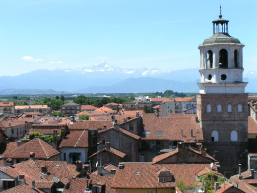 Otto convegni, una cena solidale e tanta musica animeranno Meating a Savigliano Otto convegni, una cena solidale e tanta musica animeranno Meating a Savigliano