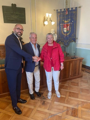 Programmazione dei progetti europei, Imperia e Cuneo insieme per lo sviluppo del territorio (Foto) Programmazione dei progetti europei, Imperia e Cuneo insieme per lo sviluppo del territorio (Foto)
