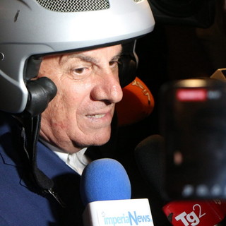 Imperia: Claudio Scajola è il nuovo Sindaco di Imperia, il ballottaggio vinto con oltre il 52% (Foto e Video) Imperia: Claudio Scajola è il nuovo Sindaco di Imperia, il ballottaggio vinto con oltre il 52% (Foto e Video)