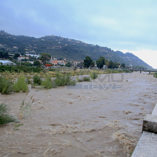 Maltempo in attenuazione sulla nostra provincia, 128 mm di pioggia a Bajardo e torrenti cresciuti. Allerta prolungata alle 18