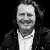 Il discografico Stefano Senardi ospite al Bar 11 di Imperia