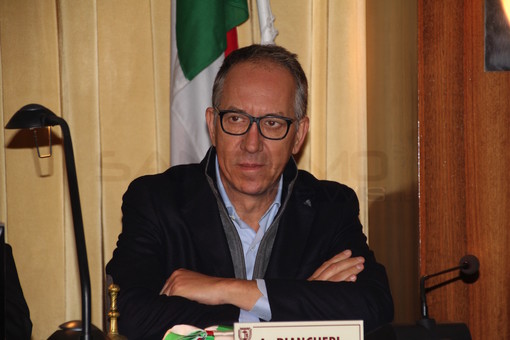 Allerta meteo arancione da mezzanotte. Il Sindaco: &quot;Scuole chiuse domani a Sanremo&quot;