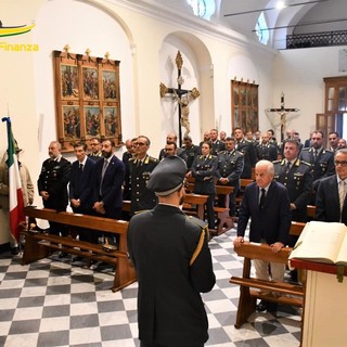 Imperia: la Guardia di Finanza celebra San Matteo nella chiesa di Nostra Signora di Loreto a Oneglia Imperia: la Guardia di Finanza celebra San Matteo nella chiesa di Nostra Signora di Loreto a Oneglia