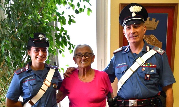 Truffa ad un'anziana di Sestri Levante: i Carabinieri ritrovano monili e preziosi rubati anche ad Imperia